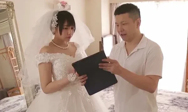 Thôi miên cô bạn thân sắp kết hôn vì yêu thầm cô ấy