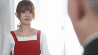 Cô vợ bán thân chi trả tiền nợ cho Anh xã suốt một năm mà Người chồng không hề hay biết