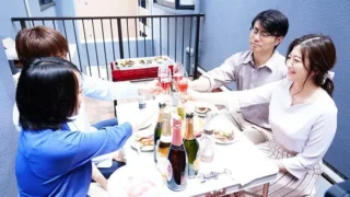 đổi cô vợ với cạnh nhà tìm cảm giác lạ trong bữa tiệc bbq