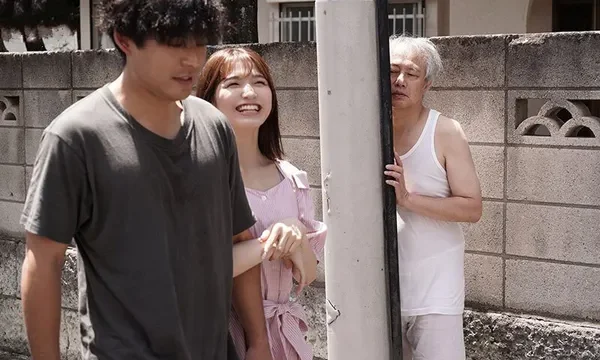 đôi bà xã gã chồng trẻ chuyển đến nơi ở mới nào ngờ bị gã vô gia cư theo dõi