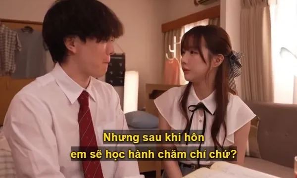 Cô gia sư xinh đẹp thấy cậu học trò tự ti vì “không biết hôn” nên đã giúp cậu luyện tập
