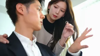 Bà xã đi đi chơi, ông xã ở nhà bị nhỏ em bà xã gạ làm tình không trượt phát nào